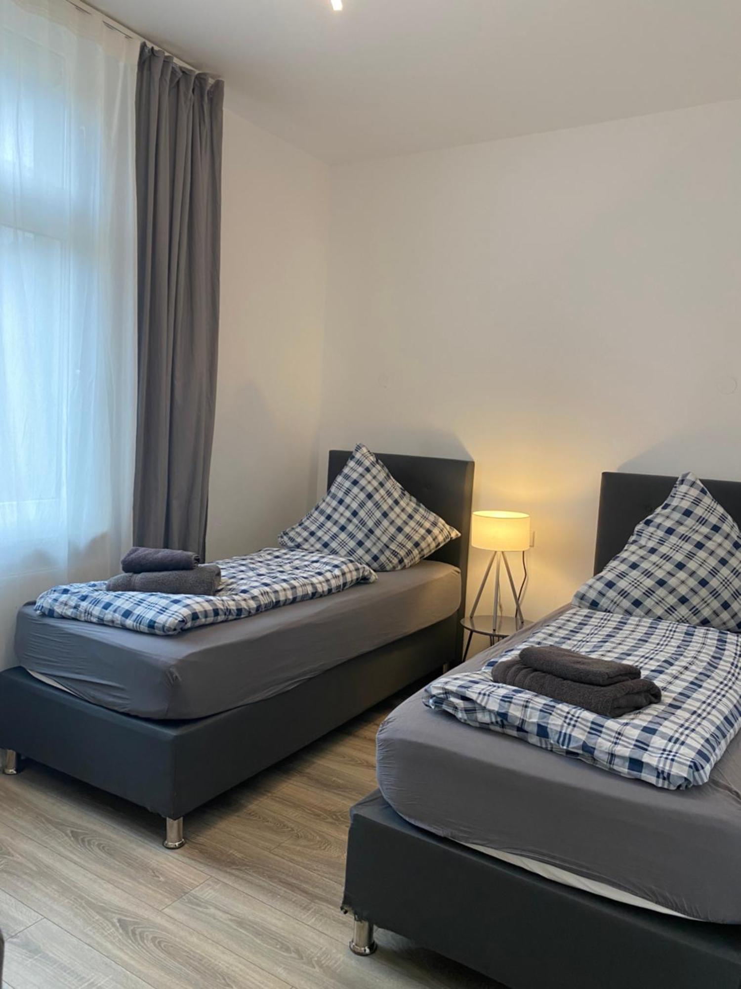 Apartments - Free Parking - Wifi - Kitchen 埃森 外观 照片